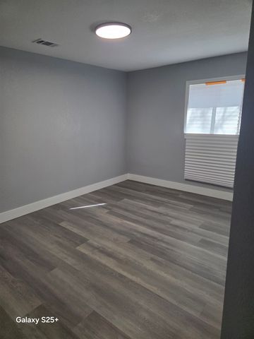 1555 WELLINGTON ST, Memphis, TN 38106