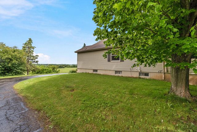 N5506 County Road E, Iron Ridge, WI 53035