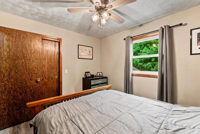 N5506 County Road E, Iron Ridge, WI 53035