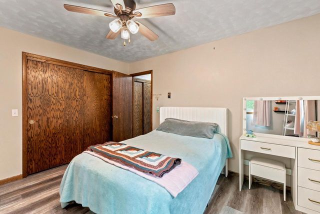 N5506 County Road E, Iron Ridge, WI 53035