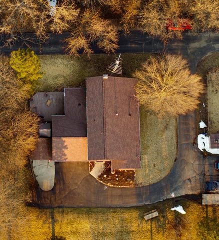 N5506 County Road E, Iron Ridge, WI 53035