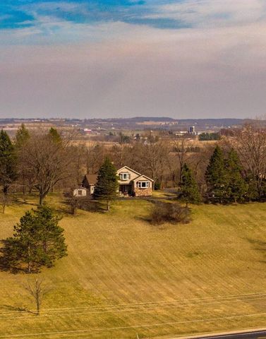 N5506 County Road E, Iron Ridge, WI 53035