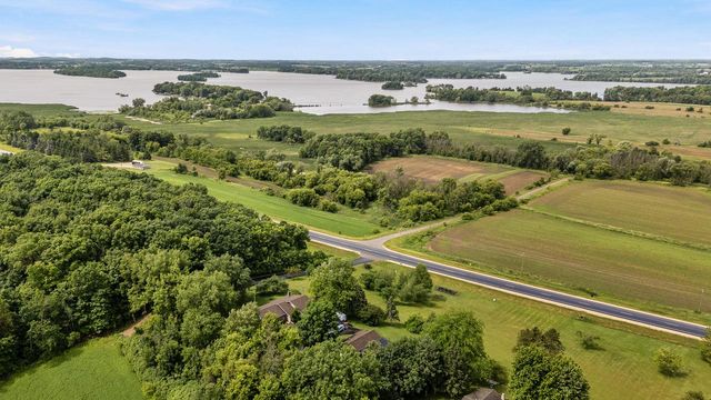 N5506 County Road E, Iron Ridge, WI 53035