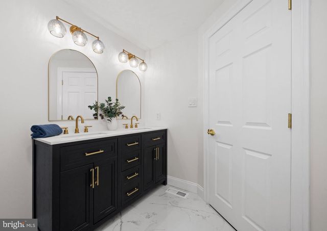 608 N HARRISON STREET, Wilmington, DE 19805