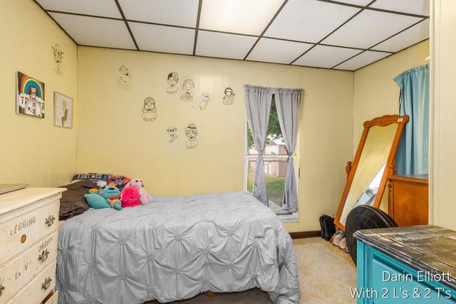 925 E Isham Street, Lyons, MI 48851