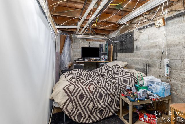 925 E Isham Street, Lyons, MI 48851