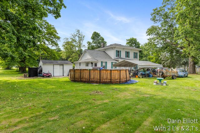 925 E Isham Street, Lyons, MI 48851