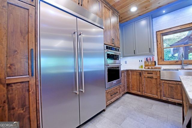 71 High Country Lane, Morganton, GA 30560
