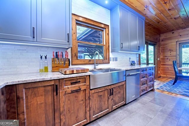 71 High Country Lane, Morganton, GA 30560