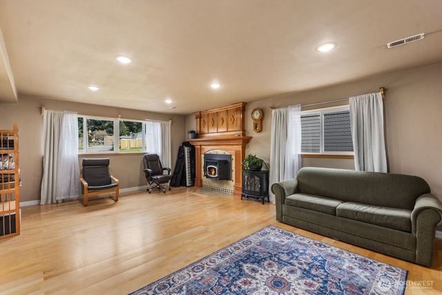 29242 45th Avenue S, Auburn, WA 98001