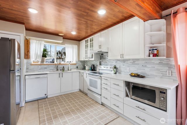 29242 45th Avenue S, Auburn, WA 98001