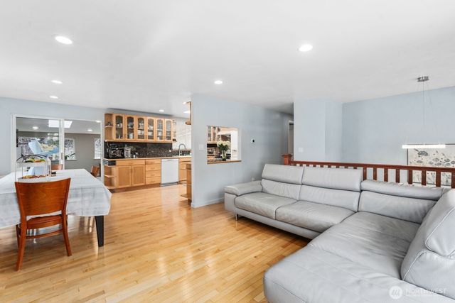 29242 45th Avenue S, Auburn, WA 98001