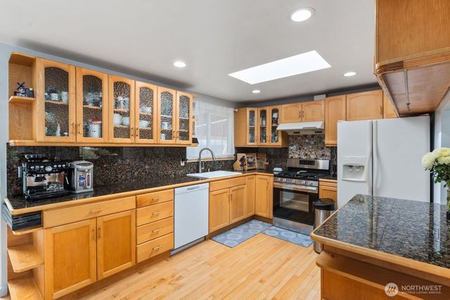 29242 45th Avenue S, Auburn, WA 98001