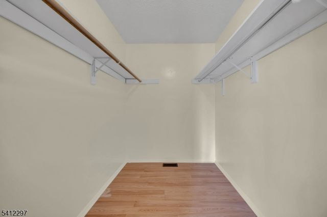 38 Daniel Dr, Franklin Twp., NJ 08823