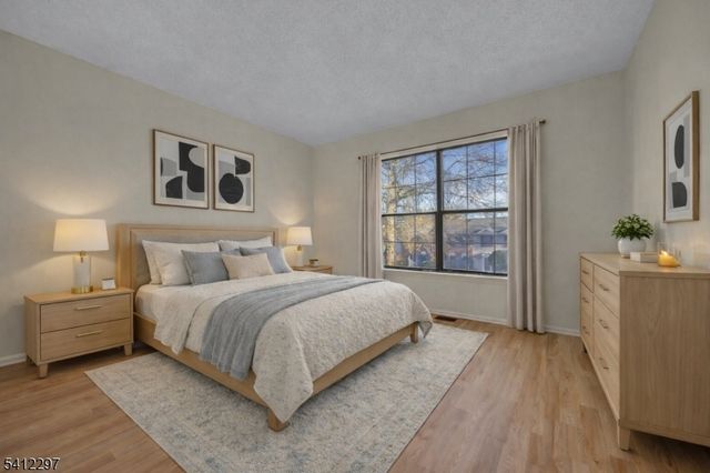 38 Daniel Dr, Franklin Twp., NJ 08823