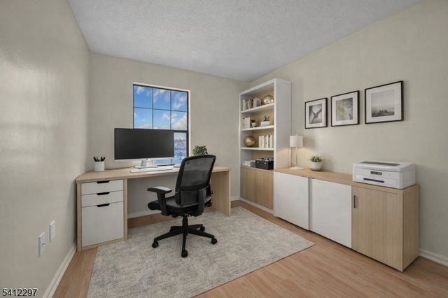 38 Daniel Dr, Franklin Twp., NJ 08823