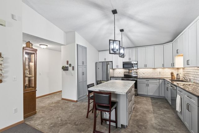 3310 78th Street E, Inver Grove Heights, MN 55076