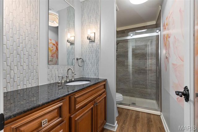 14443 Bantry Lane 33, Chesterfield, MO 63017