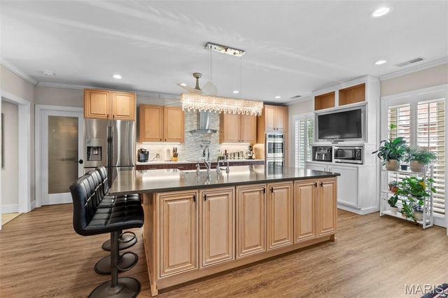 14443 Bantry Lane 33, Chesterfield, MO 63017