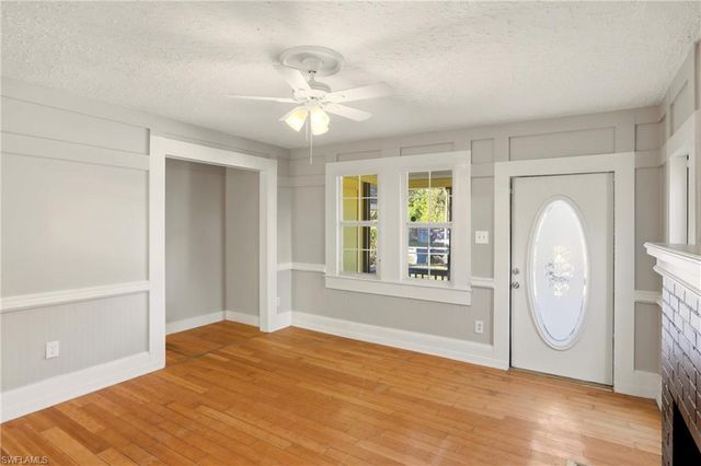 2342 Stella ST, Fort Myers, FL 33901