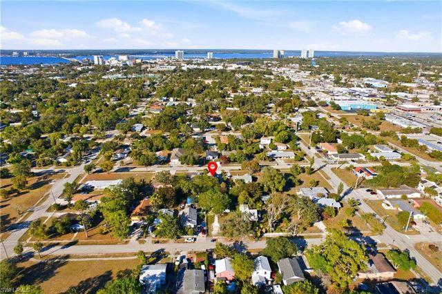 2342 Stella ST, Fort Myers, FL 33901