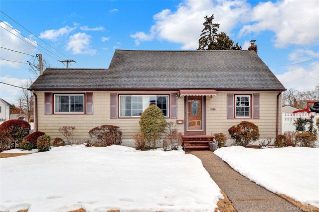 2242 6th Street, East Meadow, NY 11554