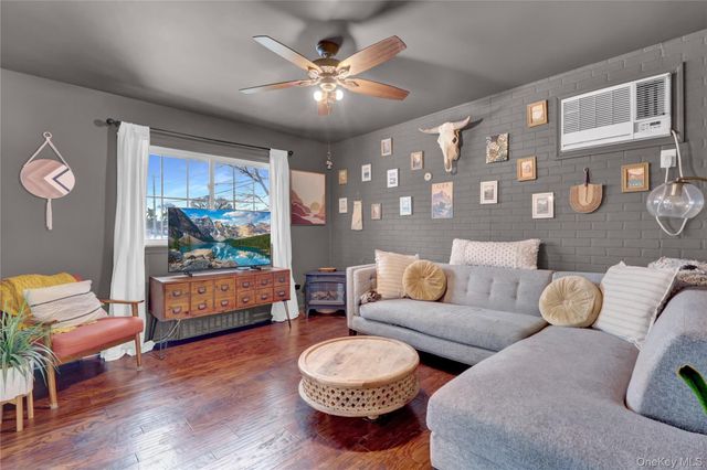 2242 6th Street, East Meadow, NY 11554