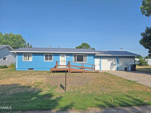 519 1st Avenue NW, Steele, ND 58482 property photo