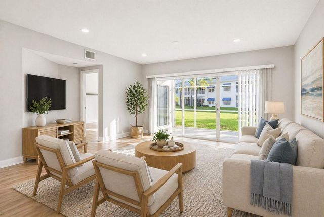 11510 SHIPWATCH DRIVE 1372, Largo, FL 33774