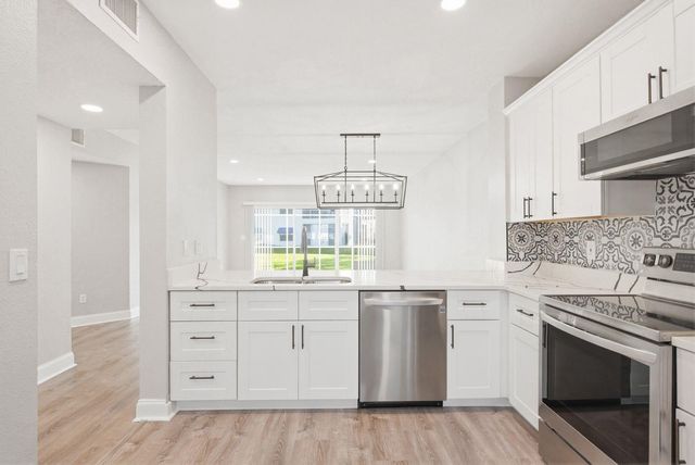 11510 SHIPWATCH DRIVE 1372, Largo, FL 33774