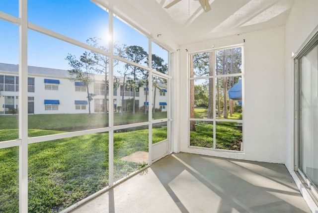 11510 SHIPWATCH DRIVE 1372, Largo, FL 33774