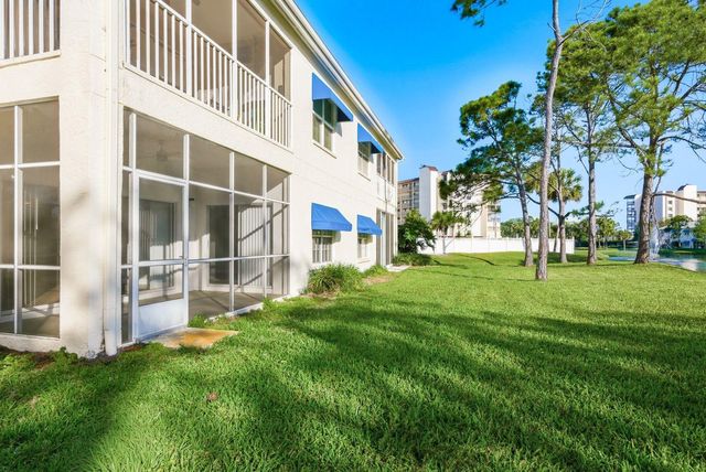 11510 SHIPWATCH DRIVE 1372, Largo, FL 33774