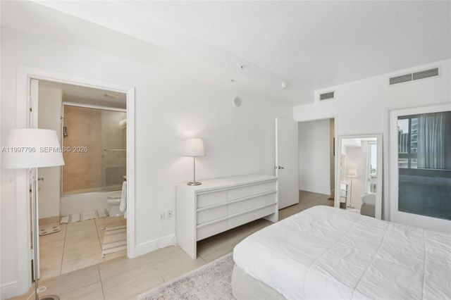 1900 N Bayshore Dr 1511, Miami, FL 33132