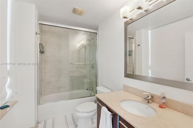 1900 N Bayshore Dr 1511, Miami, FL 33132