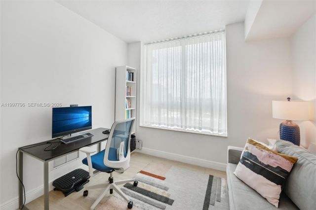 1900 N Bayshore Dr 1511, Miami, FL 33132