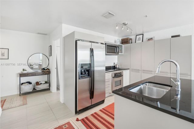 1900 N Bayshore Dr 1511, Miami, FL 33132