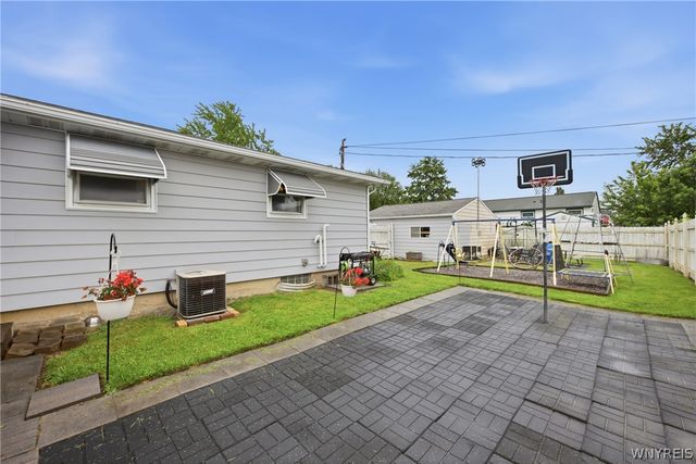 87 Teresa Drive, Lackawanna, NY 14218