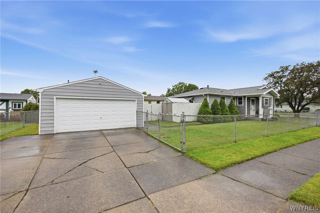 87 Teresa Drive, Lackawanna, NY 14218