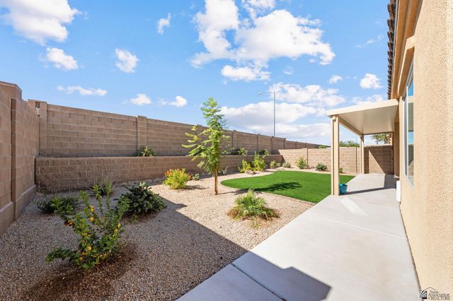6051 E Morning Ln, Yuma, AZ 85365