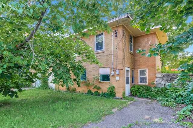 605 Greenbrier Street, Saint Paul, MN 55106