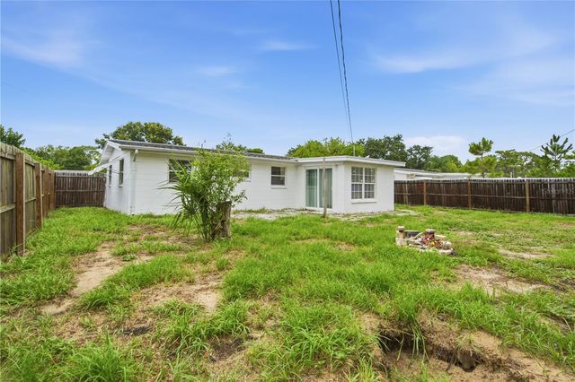 2122 HOLIDAY DRIVE, Holiday, FL 34691