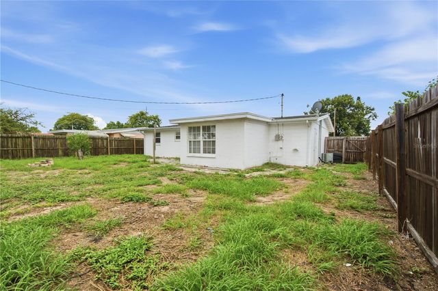 2122 HOLIDAY DRIVE, Holiday, FL 34691