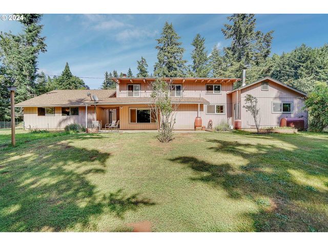 3999 Ne TIMBER, Silverton, OR 97381