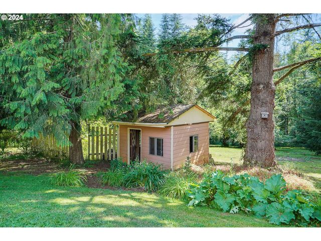 3999 Ne TIMBER, Silverton, OR 97381