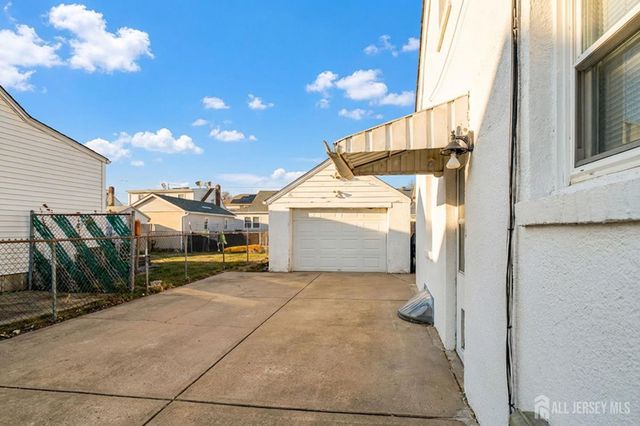 186 Prigmore Street, East Brunswick, NJ 08816