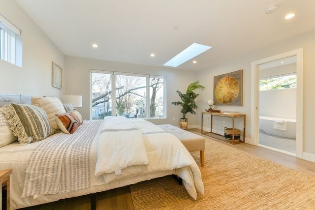 123 Walden Street 123, Cambridge, MA 02140