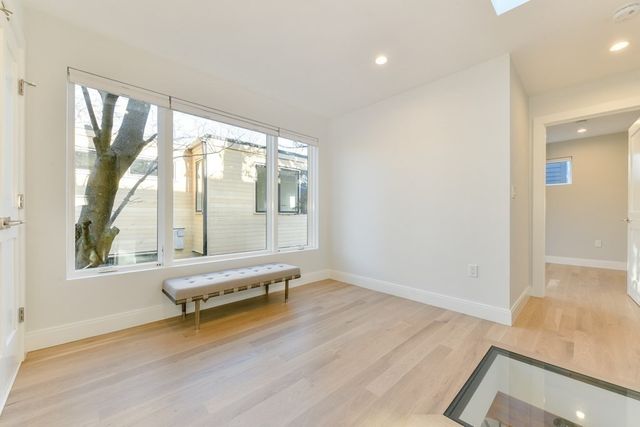 123 Walden Street 123, Cambridge, MA 02140