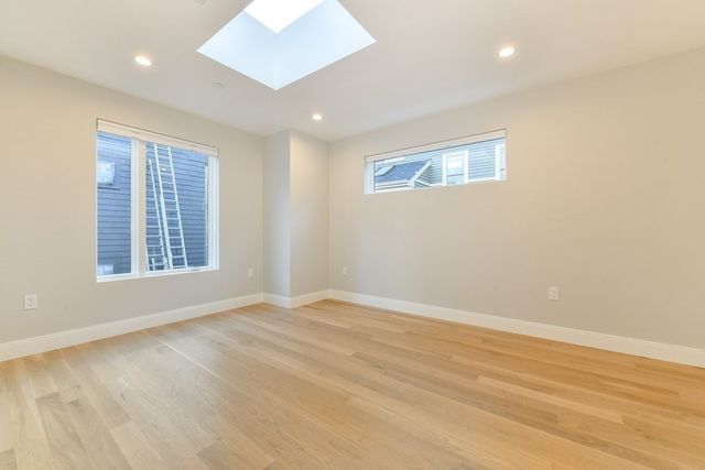 123 Walden Street 123, Cambridge, MA 02140