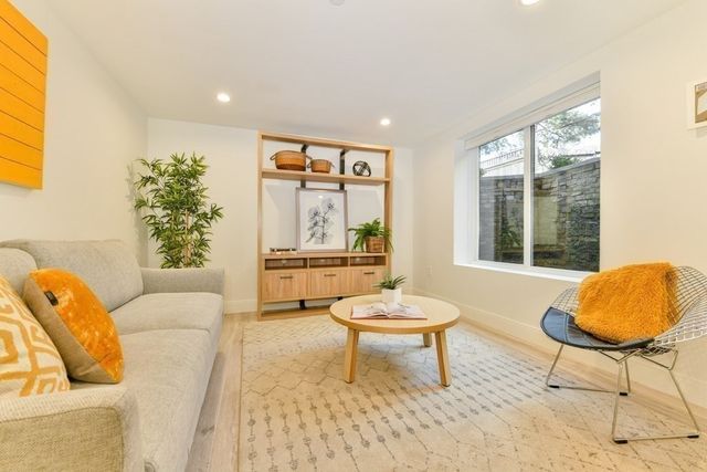 123 Walden Street 123, Cambridge, MA 02140