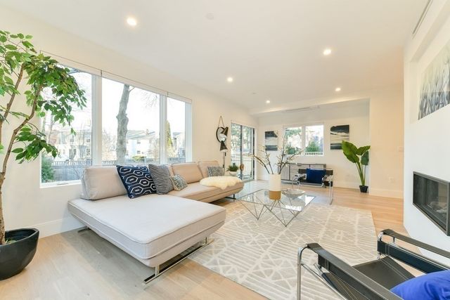 123 Walden Street 123, Cambridge, MA 02140